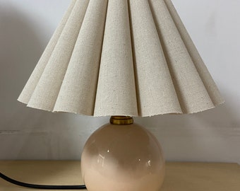 Duzy handmade 56# fabric pleated decoration creative table lamp, 110-240V/50-60Hz, Using Worldwide