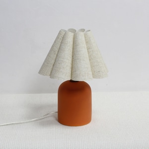 Duzy handmade light hemp color fabric and brown ceramic base lamp for home decor-73#, 110-240V/50-60Hz, Using Worldwide