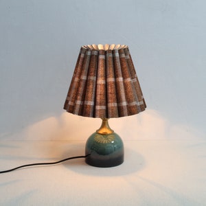 Duzy handmade brown plaid fabric with dark green base table lamp for home decor-87#, 110-240V/50-60Hz, Using Worldwide