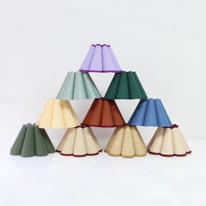 Duzy handmade scallop shape ins high quality fabric and acrylic pleated  lamp shade for home decor,Custom sizes and colors accepted