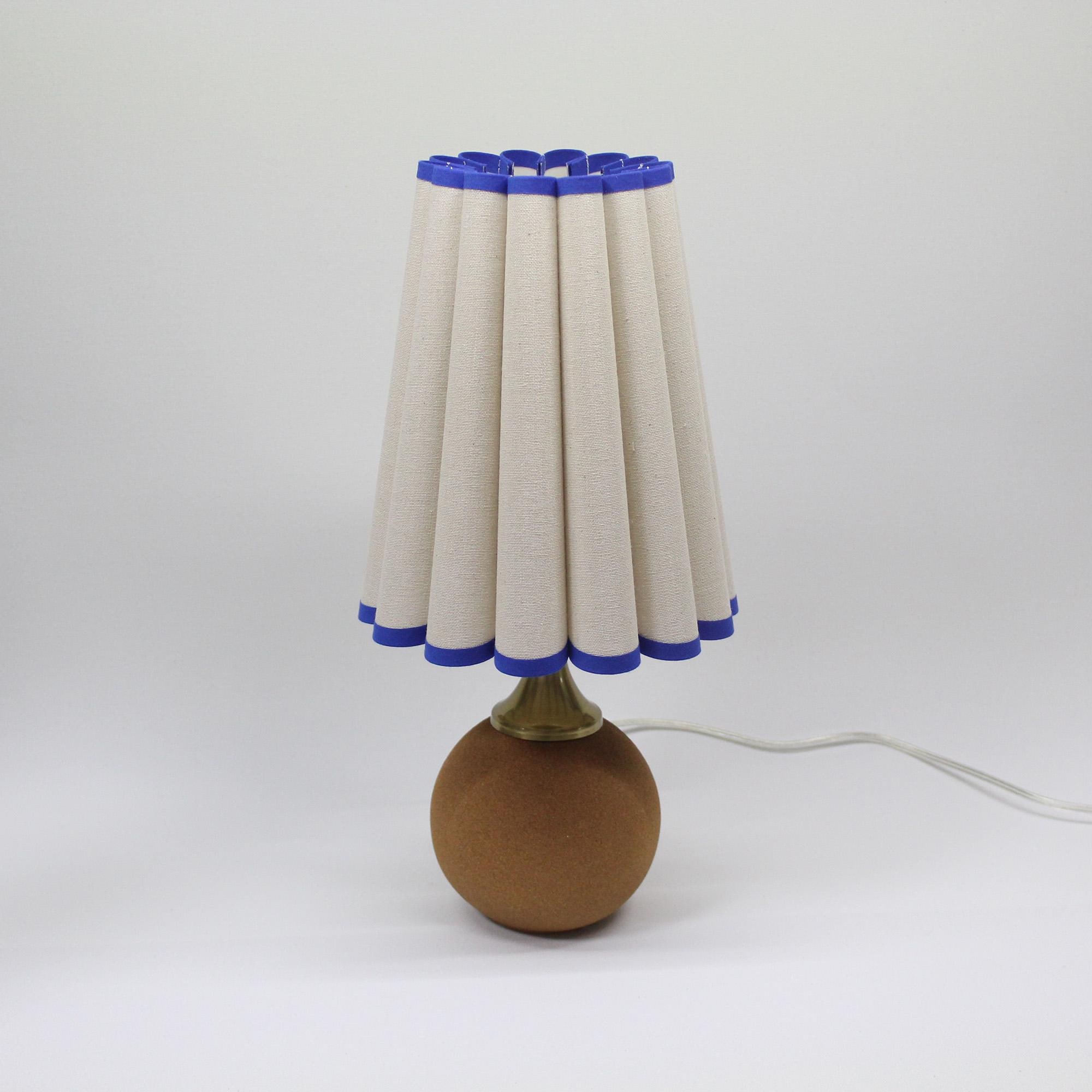 Duzy handmade light oatmeal with blue trim fabric and red brick ceramic base cute lamp for home decor-5#, 110-240V/50-60Hz
