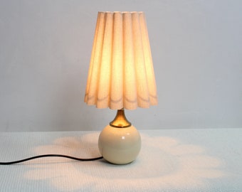 Duzy handmade scallop shape light burlap fabric and ceramic base table lamp-5#, 110-240V/50-60Hz