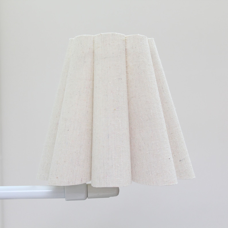 Handmade Scalloped Burlap Lampshade: Mini Pleated Light shade - Thumbnail 3