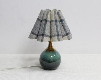 Duzy handmade scallop shape blue plaid fabric and ceramic base table lamp104#, 110-240V/50-60Hz