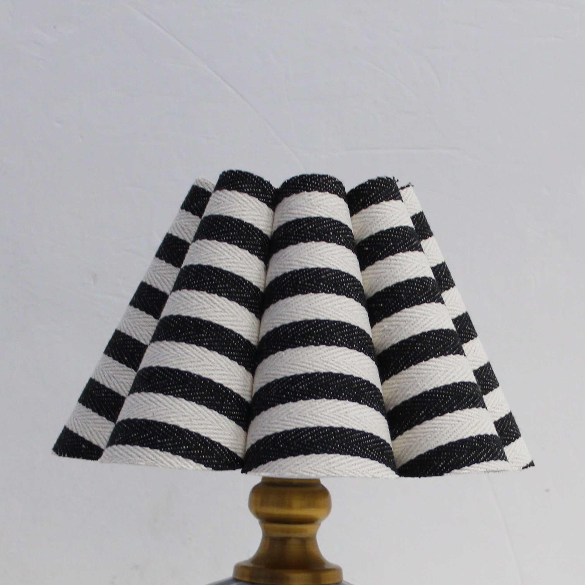スカート PLEATS PLEASE LAMP SHADE black 3 LAMP SHADE – ISSEY MIYAKE ONLINE STORE
