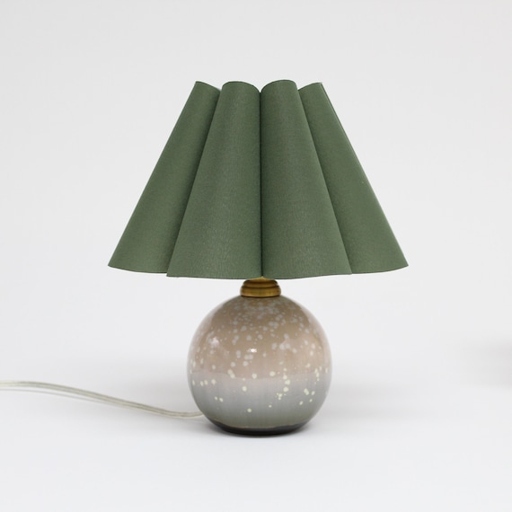 Duzy Handmade High Quality Moss Green and Acrylic Pleated