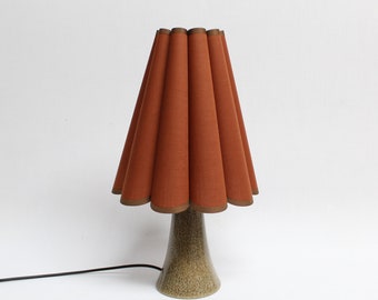 Duzy new brown sorrel fabric and acrylic skirt shape ceramic table lamp for home furnishing--54#,110-240V / 50-60Hz