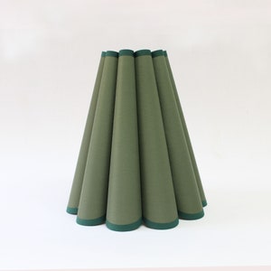 Duzy handmade scallop shape olive green fabric and acrylic lampshade for home decor-50#, 110-240V / 50-60Hz