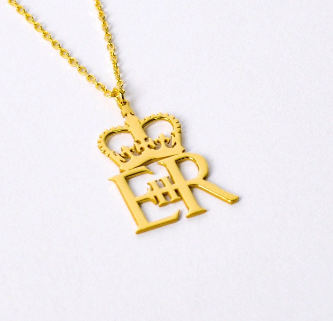 Queen Elizabeth Necklace Queen Elizabeth's Royal Cypher Etsy