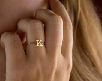 Tiny Solid Gold Initial Ring personalized Women's Day Gift for Her, Dainty 14k Gold Custom Letter Initial Handmade Ring Gift for wife