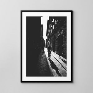 Ordinary day No.9062 /  Florence - Italy / Street Photography / Fine Art Print / Wall Decor / Black & White