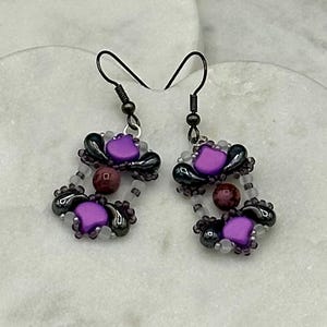 Regal Picture Earrings