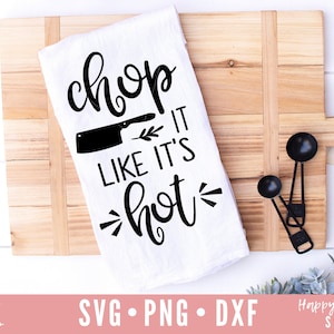 熱いまま切り刻め SVG、キッチンの格言 SVG、キッチン SVG、dxf、png 即時ダウンロード、キッチンの名言 SVG、キッチンの看板 SVG、まな板 SVG