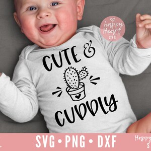 Schattig en knuffel SVG, knuffel me SVG, baby SVG, pasgeboren SVG, DXF, PNG Instant Download, knuffels en kusjes SVG, cactus citaat, Hello World SVG, geliefd