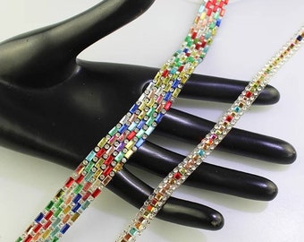 Hot fix multicolore 1-5 YARDS finiture colorate luminose strass bordo in vetro cluster Applique colla di ferro su abito da ballo abbellimento indumento