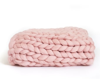 Pastel Pink Chunky Blanket, Super Chunky Knit Throw, Giant Knit Blanket, Merino Wool Pink Blanket, Wedding Gift, Pink Christmas Gift, Pink