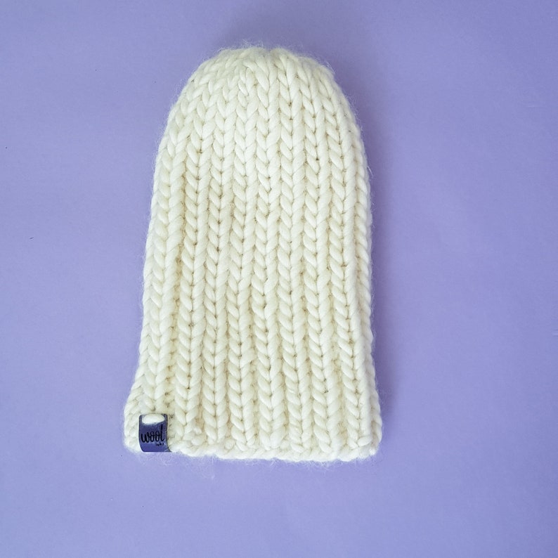 White slouchy chunky knit beanie White wool beanie White woman winter hat White alpaca beanie hand knit wool beanie Fluffy knit beanie