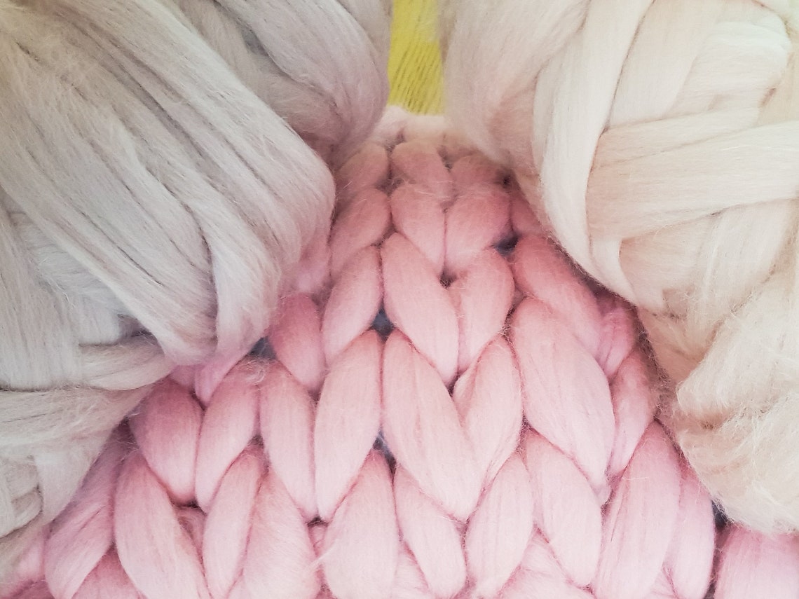 dusty pink chunky knit throw