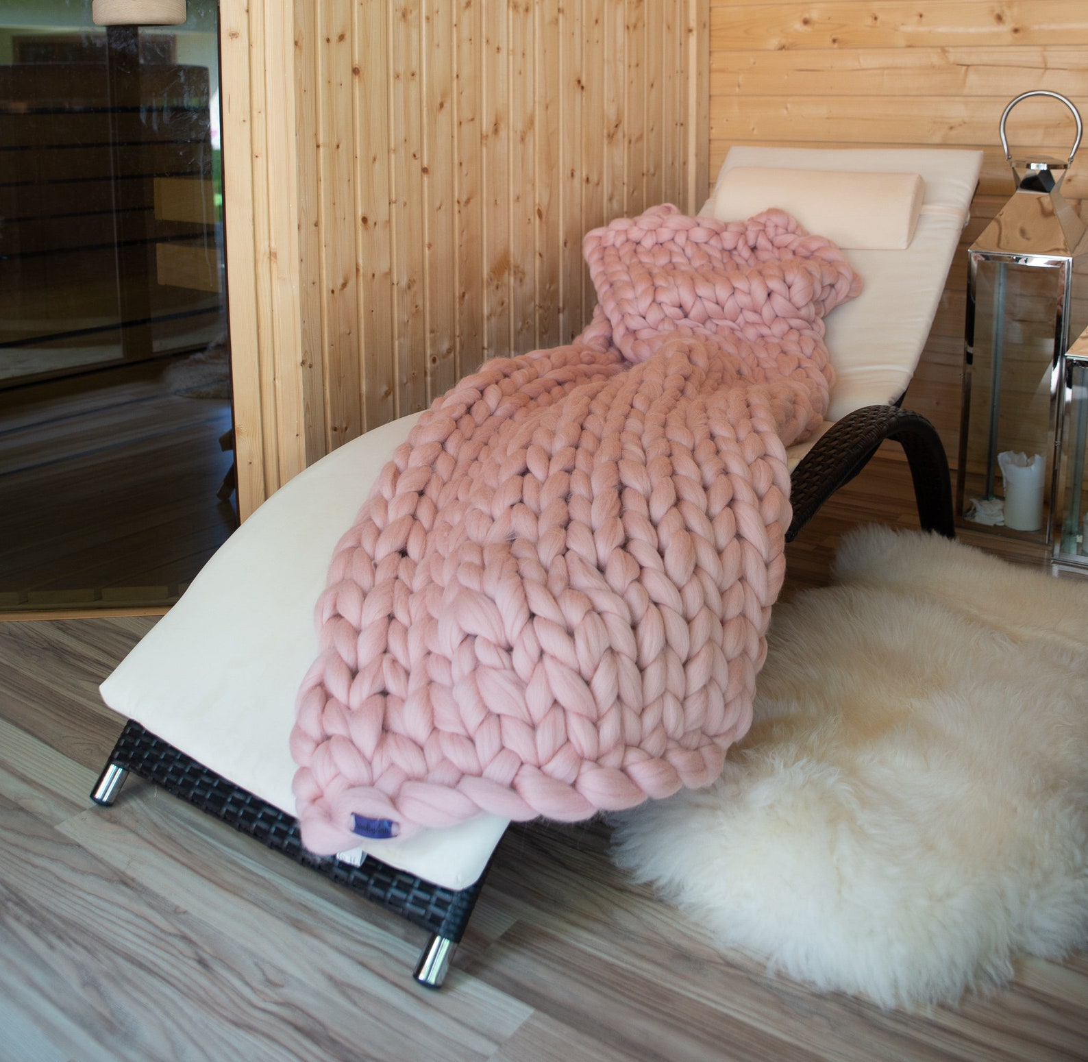 Pastel Pink Chunky Blanket, Super Chunky Knit Throw, Giant Knit Blanket, Merino Wool Pink