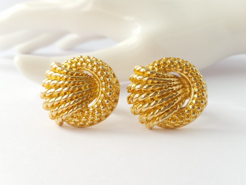 Vintage rope twist clip earrings quality designer style 80s weave design gold plated clip on earrings 1980s power dressing