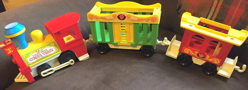 little people circus train
