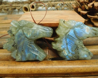 Carved Horse Head. Labradorite Horse Pendant. Gemstone Bead. Carved Animal Bead. Animal Craft. Carving Horse. Handmade Gift. (B5285)