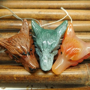 New!! Handmade Wolf Pendant. Red agate Wolf Bead. fancy agate Pendant. Unique Wolf Jewelry. Gemstone Carving. Howling Wolf (B4048)