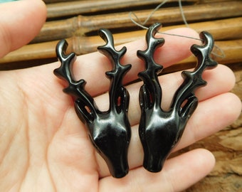 Elk pendant. carve obsidian deer pendant. crystal carve elk jewelry. christmas day. obsidian carve animal. elk lover. stone carve elk