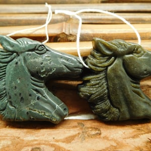 Crystal Horse.  Carved Hose Head Pendant. Natural Gemstone Carving. Gemstone Jasper Jewelry. Gemstone Horse. Carve Horse (B4892)