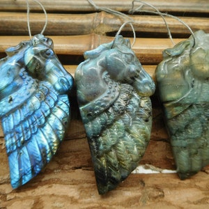 Labradorite Carving. gemstone pegasus. labradorite carve horse. crystal pendaant. stone carve animal. pegasus jewelry. black friday (C1385)