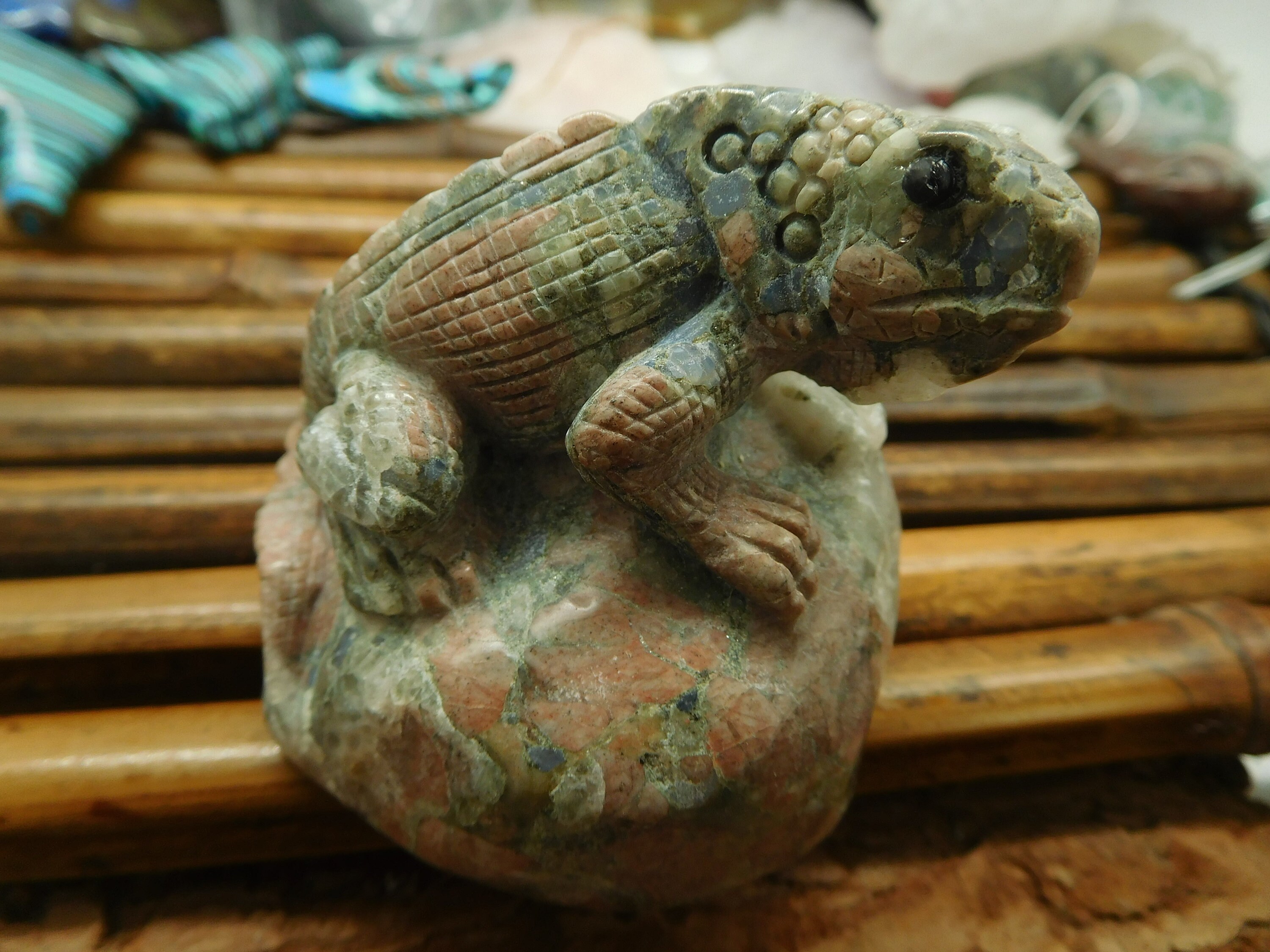 Llanit geschnitzte Eidechse Dekoration. geschnitzte Eidechse | Etsy