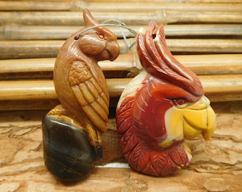 Black Friday. carve crystal parrot. carve pendant stone. fancy agate carve bird pendant. crystal carving animal. Carve pendant (C1291)