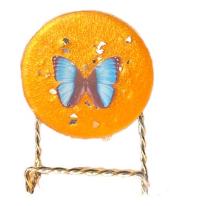 Business card holder with butterflies, gold resin with butterflies, card holder, name plate holder, gift for businesswoman, birthday,wedding