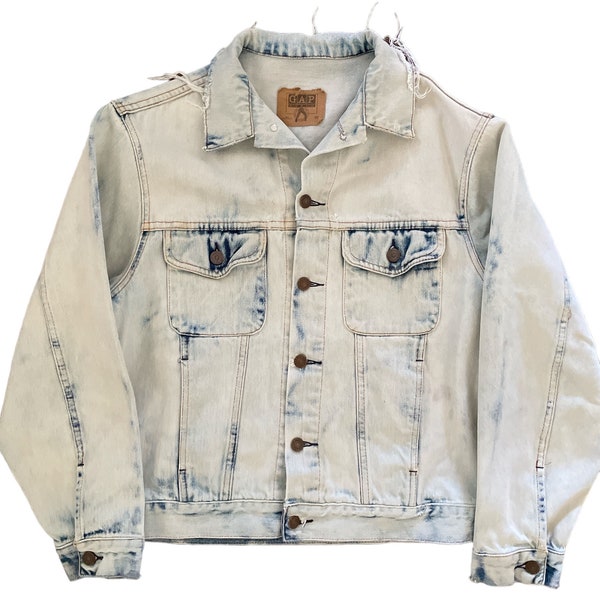 Price Reduced! True Vintage Gap Bleached Denim Small Jean Jacket