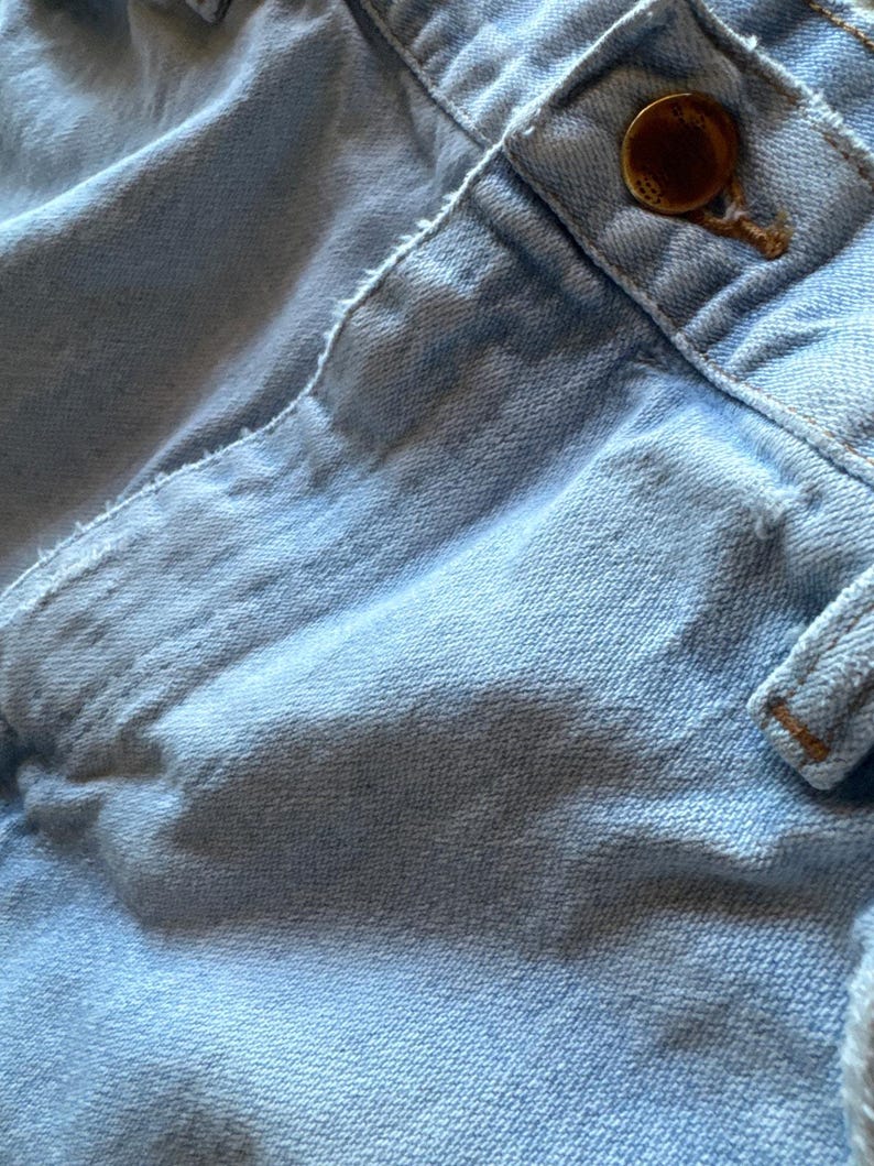 Vintage Wrangler USA Made 36x34 Tagged Light Wash Denim Blue Jeans imagem 4