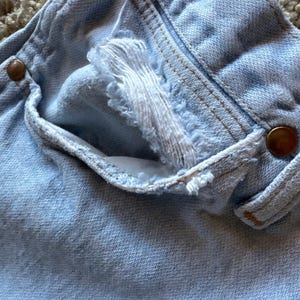 Vintage Wrangler USA Made 36x34 Tagged Light Wash Denim Blue Jeans imagem 5