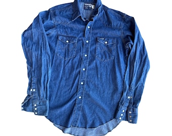VTG Wrangler Blue Denim Western Pearl Snap USA Made L XLTails Long Sleeve Button