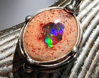 very earthy UNIKAT Australia - OPAL pendant Huge