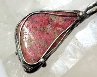 Pendentif Dainty Thulite - énergie - UNIQUE ! Pour hommes, femmes et enfants !