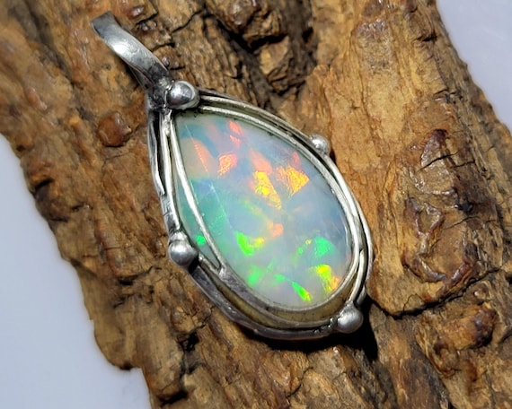 Pendentif En Opale D'Éthiopie Bleutée - Monture Argent Sterling Losange (10,4 G) Occasion