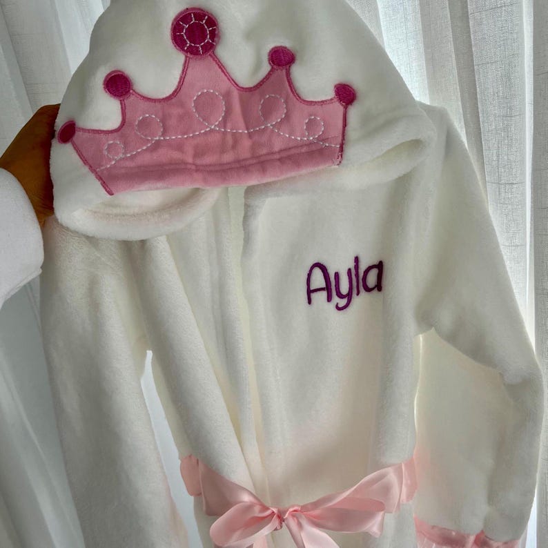 Royalty Robe Personalized Princess Plush Robe: Embroidered Monogrammed Gift - Etsy