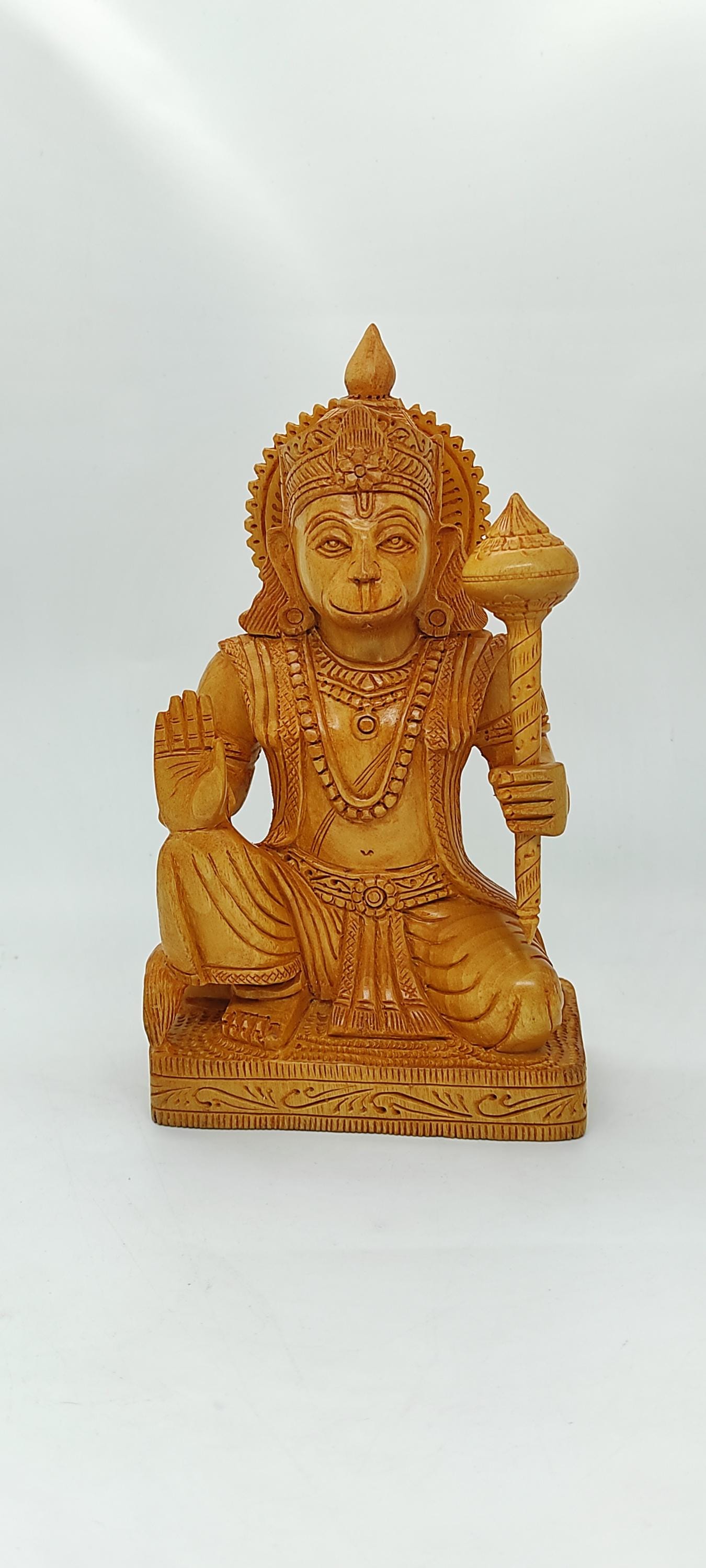 手彫りのカダム木製ハヌマーン像 - 6インチのヒンドゥー教の神偶像 