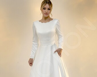 Individuelle Größe A-Linie Silhouette Agnela Brautkleid. Klassischer Stil von DevotionDresses