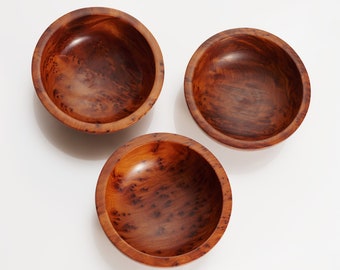 YEMMA GOODS Handmade Thuya Wood Burl Bowls for Crystals and Stones, Healing Stones Bowls - Decorative Thuya Veneer Bowls - Bowls for keys