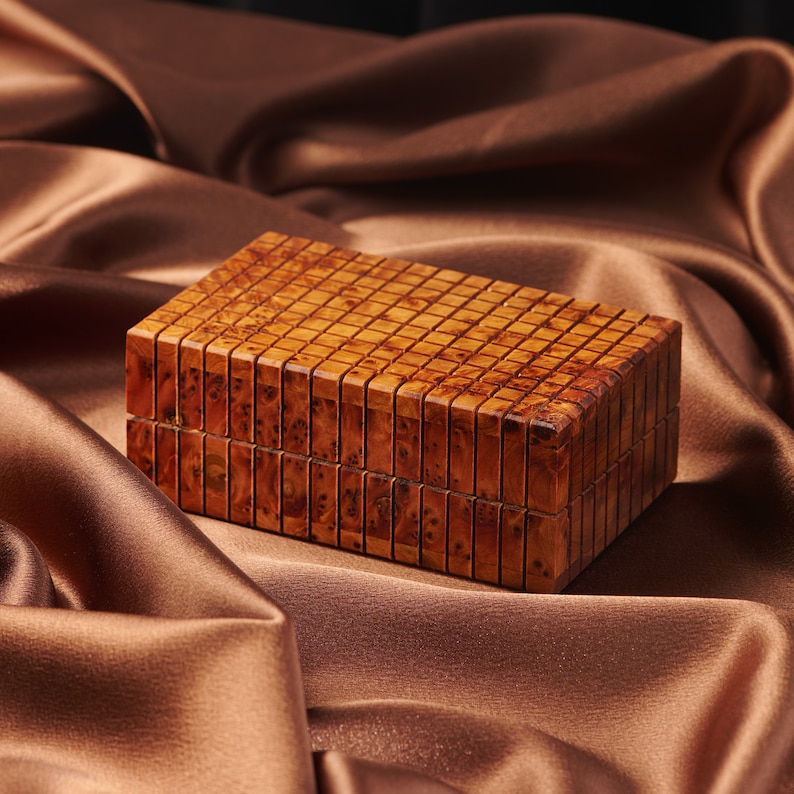 Unique Moroccan Thuya Burl Wood Puzzle Box - Decorative Handcarved Brain Teaser with Secret Compartment