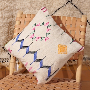 Handmade Kilim Couch Pillows, Abstract Symbols Handmade Wool Cuchions, Moroccan Berber UNSTUFFED Pillows