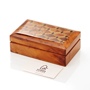 Rare Thuya Wood Burl Jewelry Organizer Box, Keepsake Thuja Box With Walnut and Cedar Wood Inlays - Wedding Gift - Birthday Gift Idea