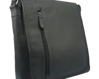 Men's Messenger Bag in Pebble Grain Leather