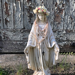 Virgin Mary Statue , French  Decor ,Religious Statue , Madonna Statue , Religious decor ,Home decor, Shabby chic, Gift , New home gift,