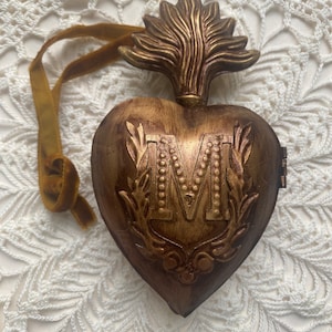 Sacred Heart Ex Voto Locket Ornament, Antiqued Gold Milagro